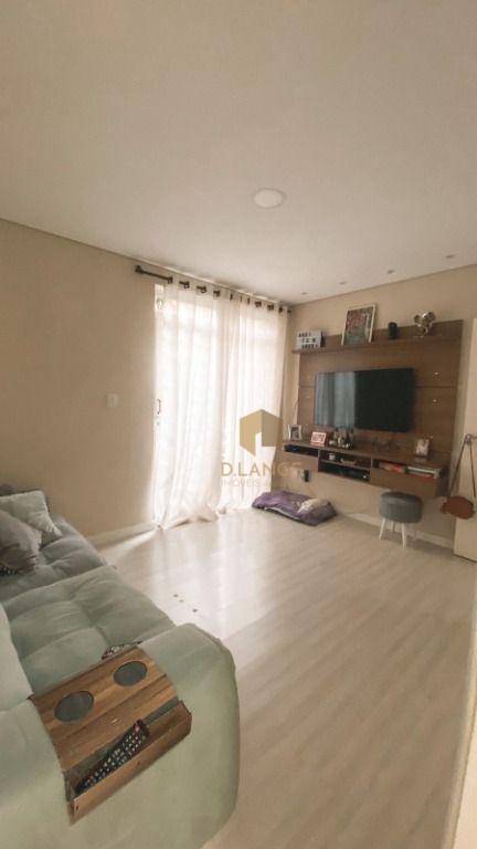 Apartamento à venda com 2 quartos, 77m² - Foto 1