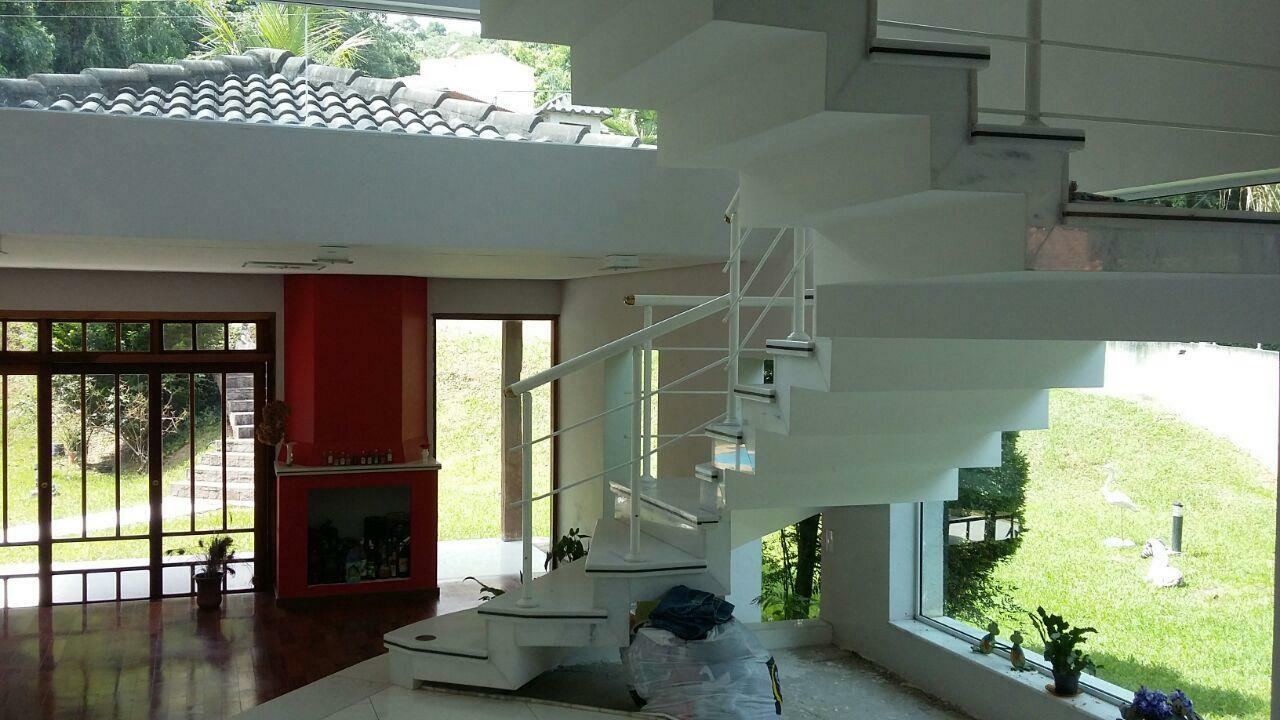 Casa de Condomínio à venda com 5 quartos, 480m² - Foto 4