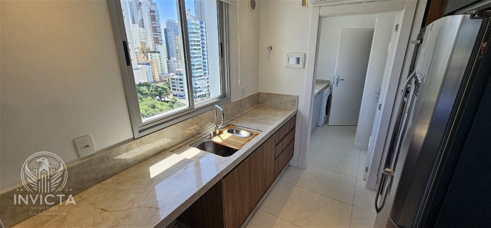 Apartamento à venda com 4 quartos, 156m² - Foto 27