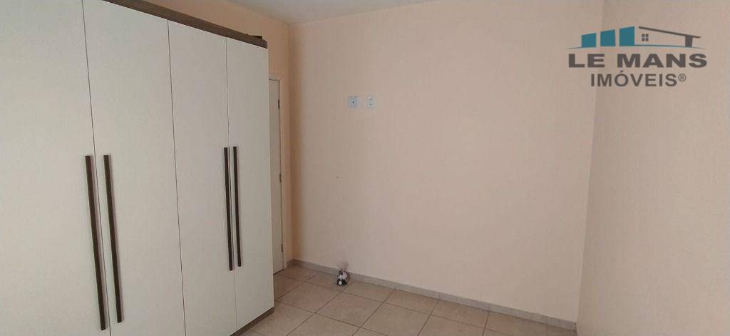 Apartamento à venda com 2 quartos, 45m² - Foto 9