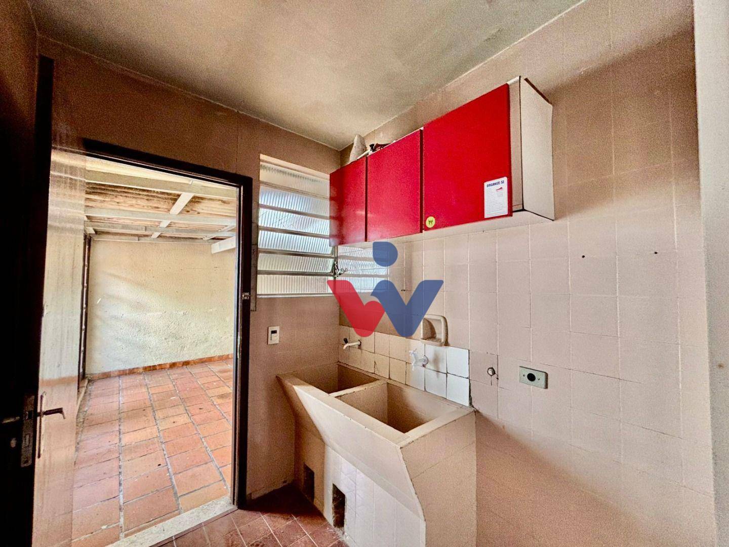 Casa à venda com 3 quartos, 180m² - Foto 19