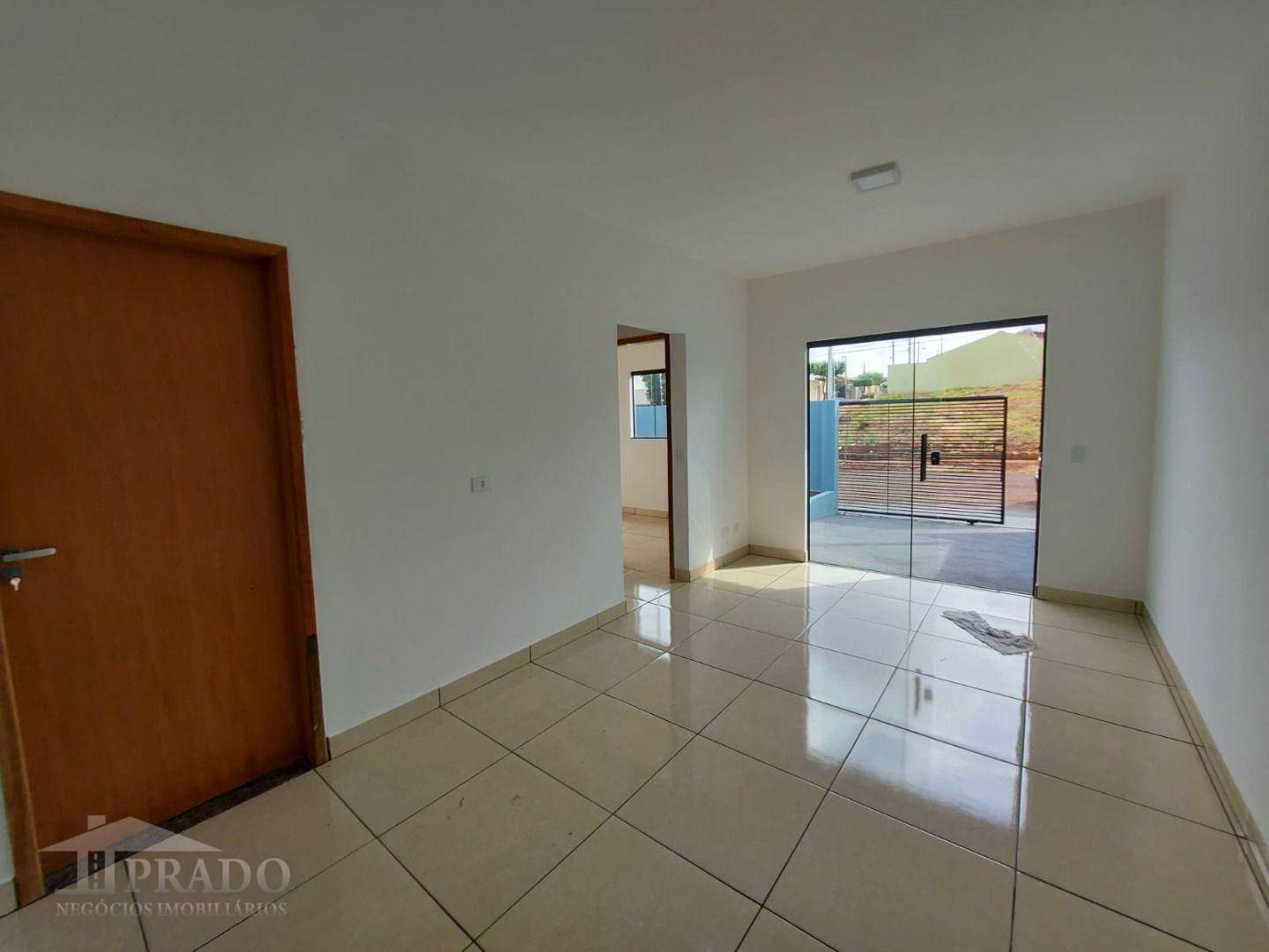 Casa à venda com 2 quartos, 48m² - Foto 9