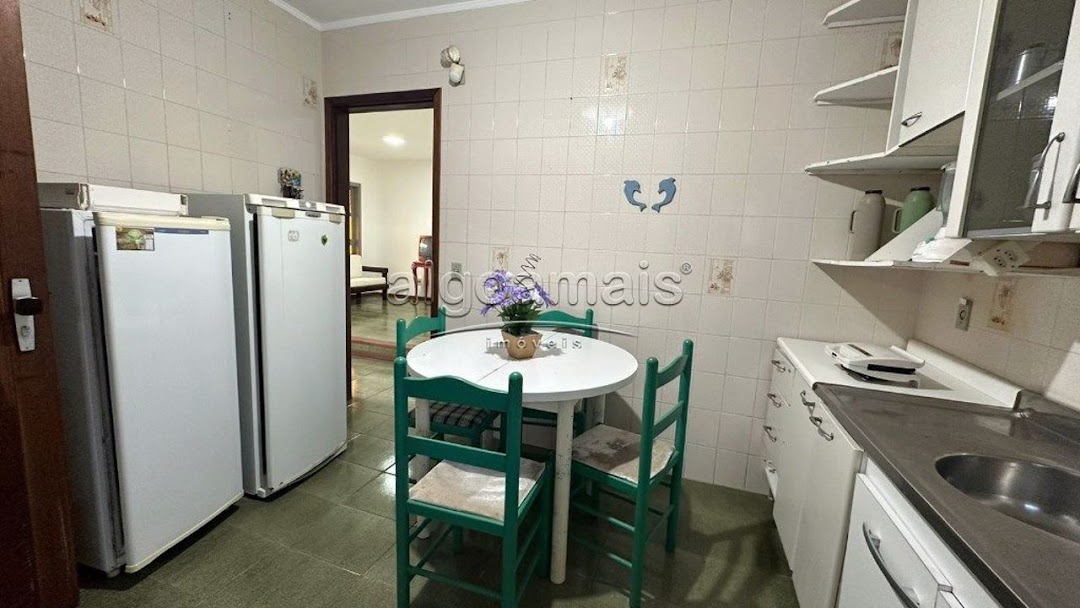 Casa à venda com 3 quartos, 130m² - Foto 9