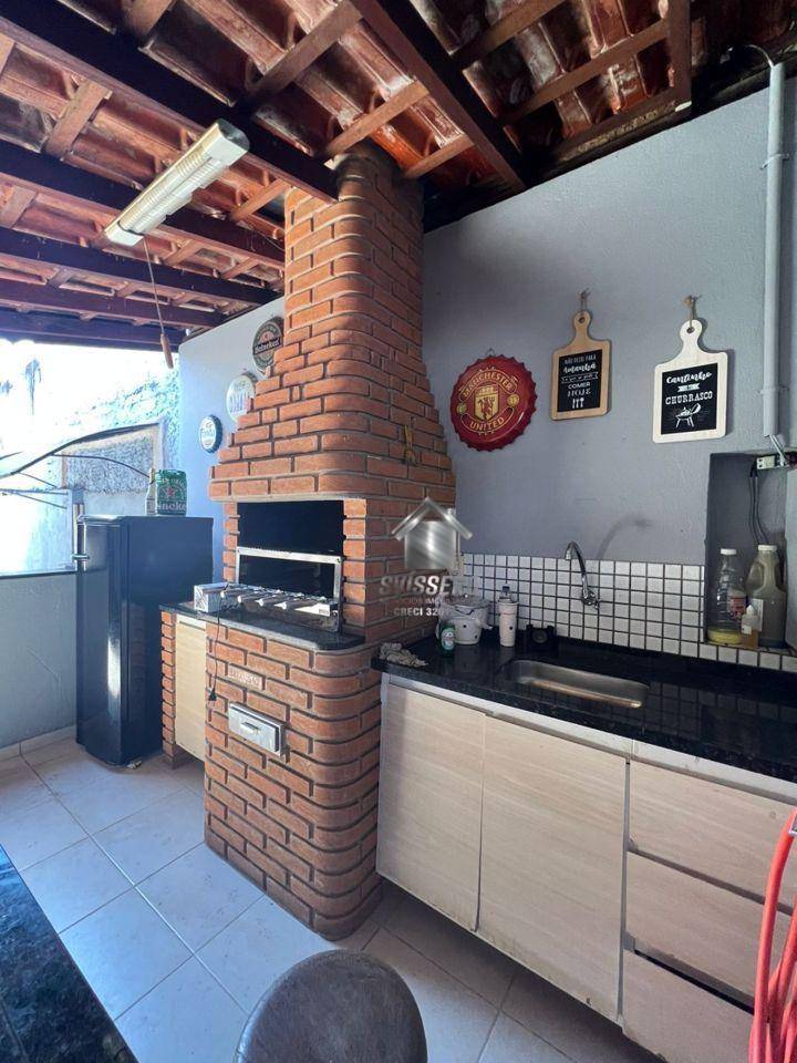 Casa, 3 quartos, 250 m² - Foto 1