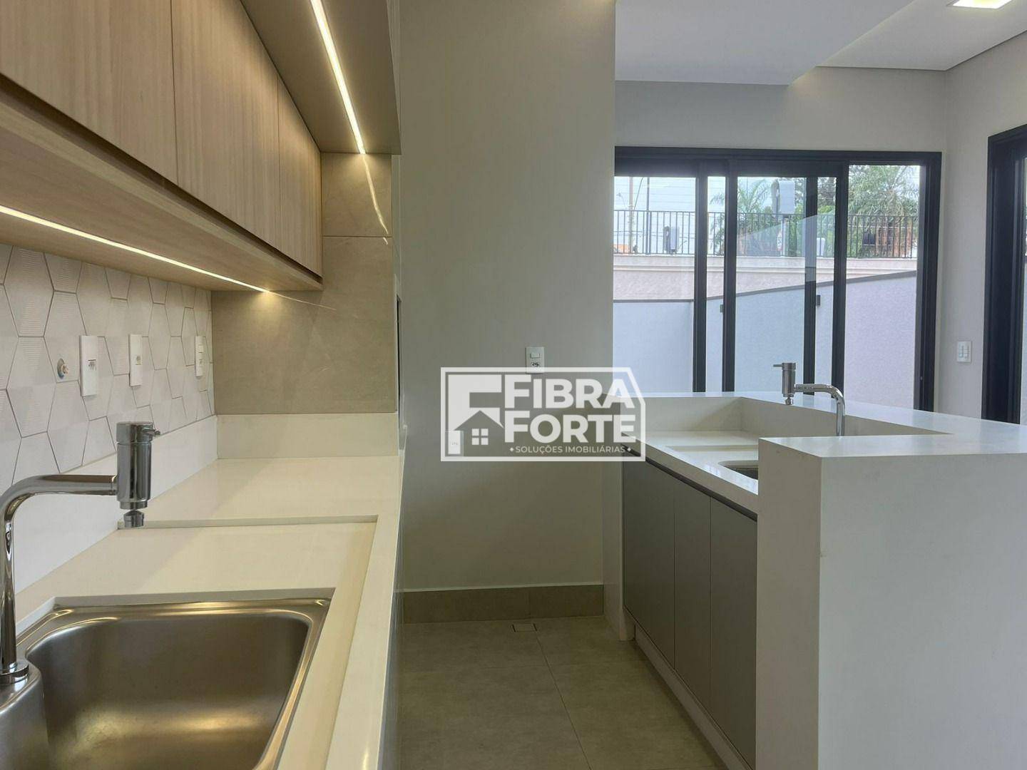 Casa de Condomínio à venda com 3 quartos, 209m² - Foto 14