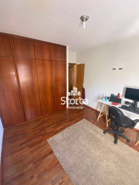 Apartamento à venda com 3 quartos, 127m² - Foto 7