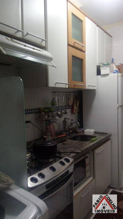 Apartamento à venda com 2 quartos, 48m² - Foto 8