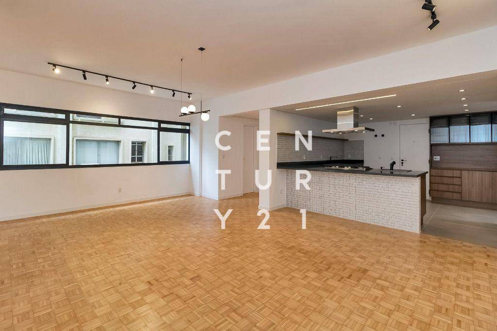 Apartamento à venda com 3 quartos, 220m² - Foto 6