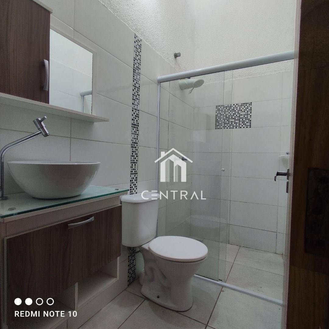 Casa à venda com 2 quartos, 75m² - Foto 11