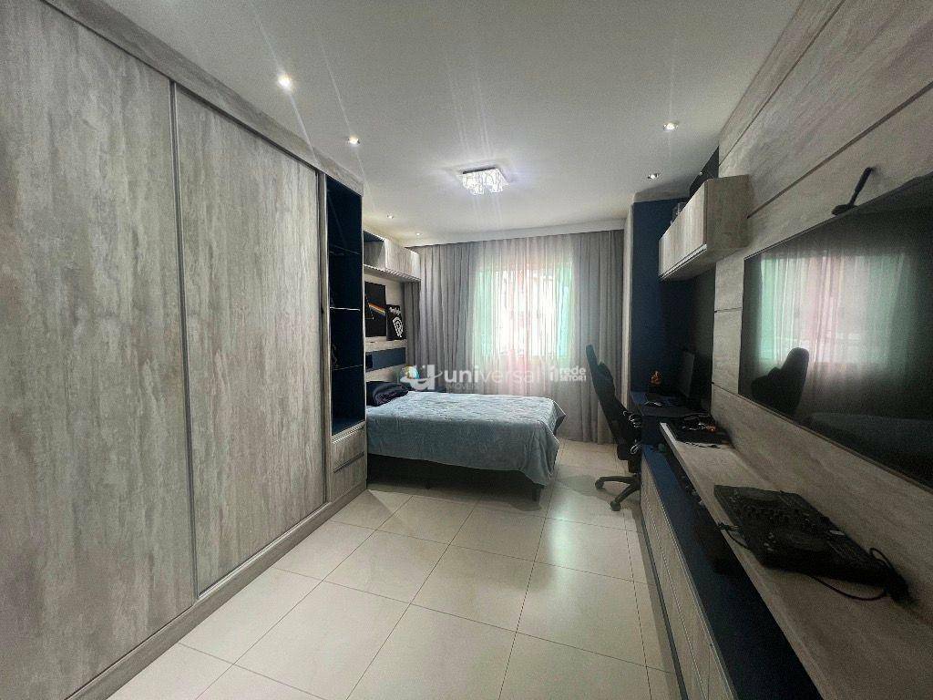 Casa à venda com 4 quartos, 500m² - Foto 14