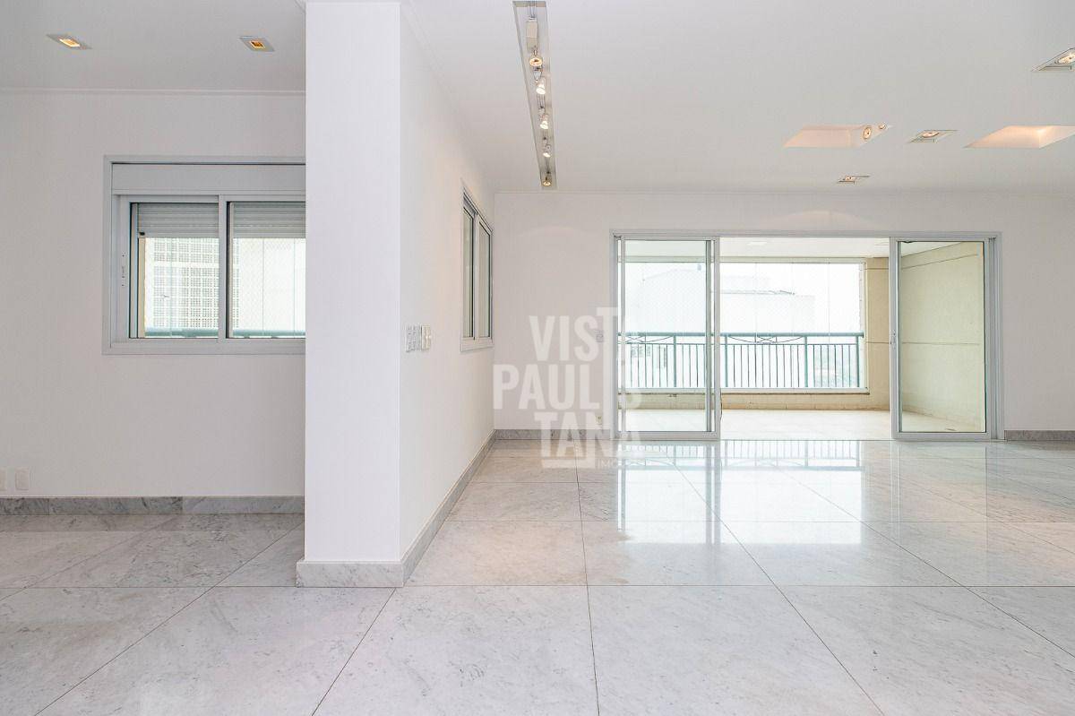 Apartamento à venda com 3 quartos, 190m² - Foto 3