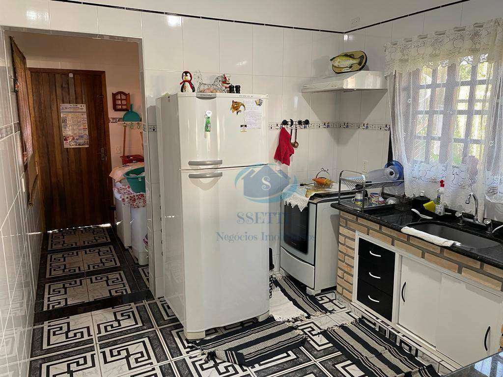 Chácara à venda com 4 quartos, 330m² - Foto 8