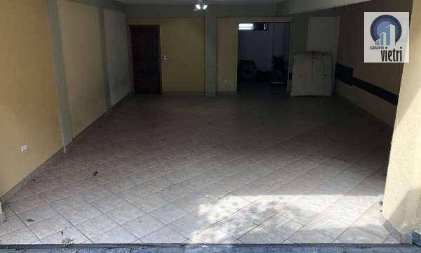 Sobrado à venda com 3 quartos, 300m² - Foto 2