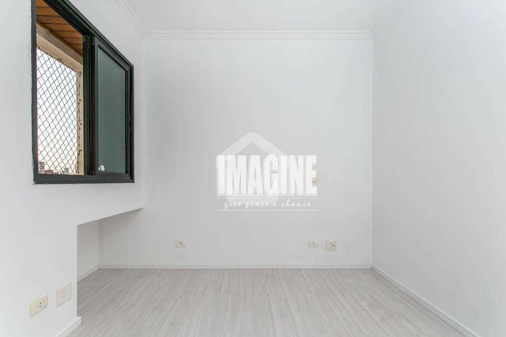 Apartamento à venda com 3 quartos, 131m² - Foto 18