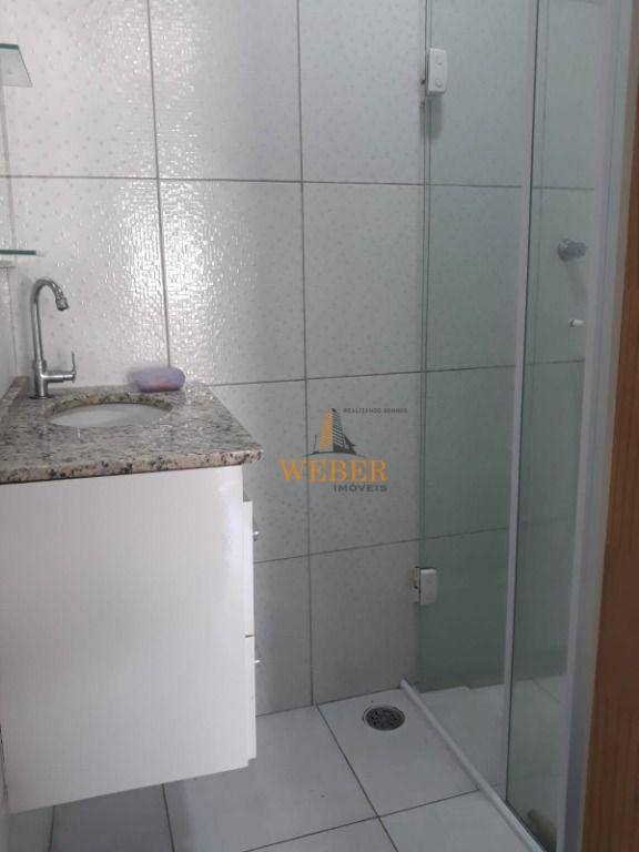 Casa à venda com 3 quartos, 80m² - Foto 16