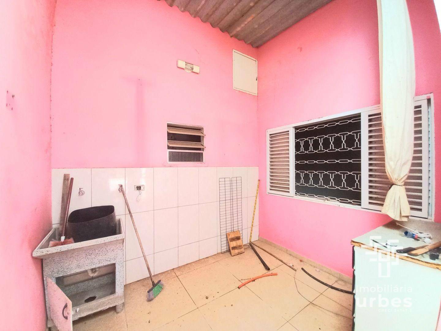 Casa à venda com 2 quartos, 82m² - Foto 14