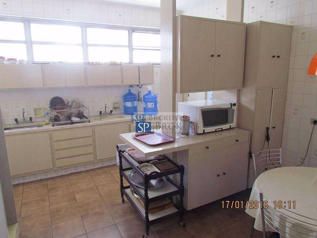 Apartamento à venda com 3 quartos, 300m² - Foto 5