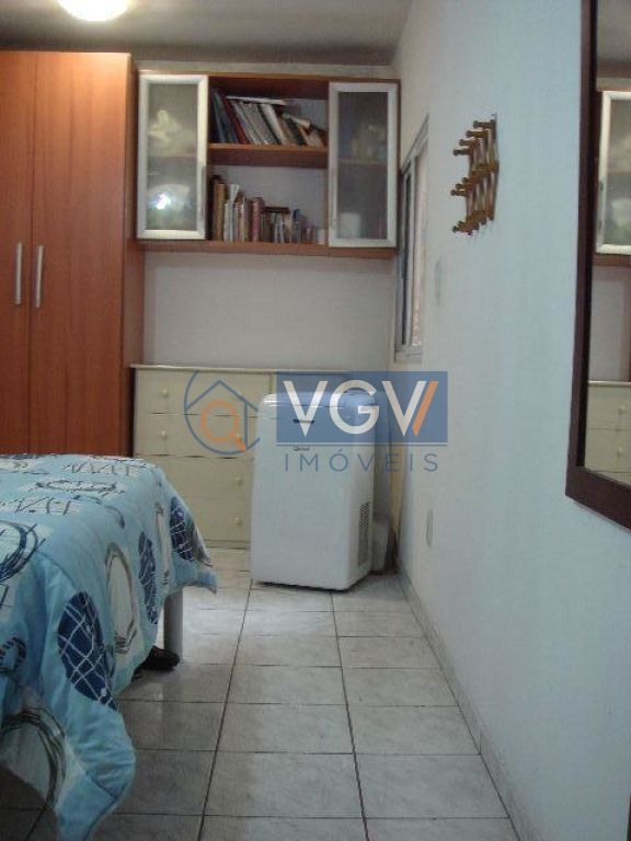 Casa à venda com 3 quartos, 148m² - Foto 7