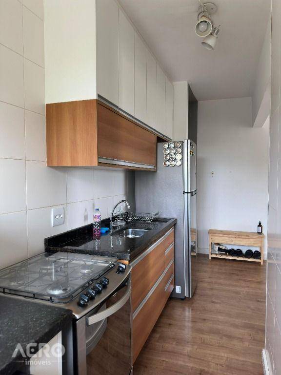 Apartamento à venda com 2 quartos, 55m² - Foto 12