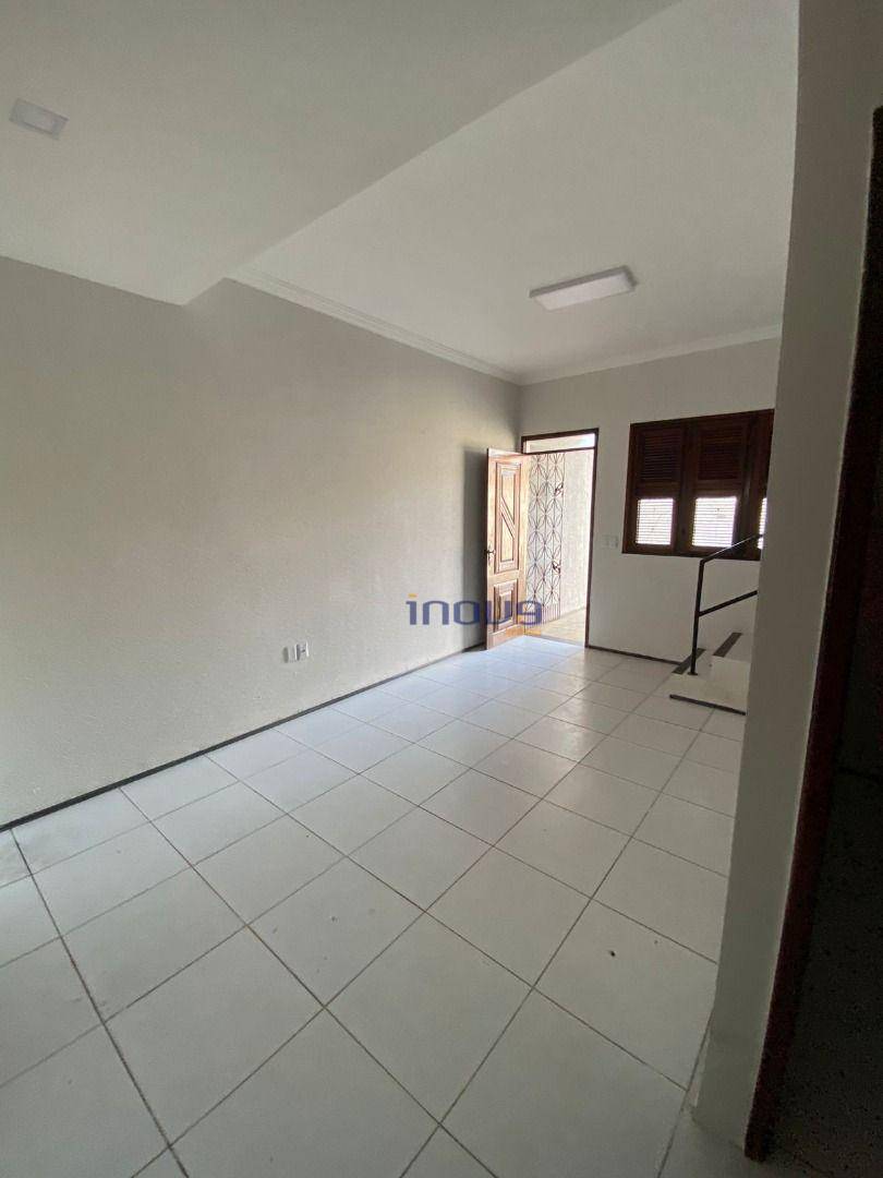 Casa à venda com 2 quartos, 100M2 - Foto 5