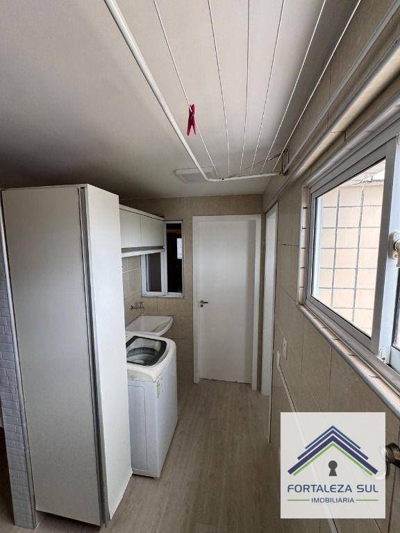 Apartamento à venda com 3 quartos, 126m² - Foto 13