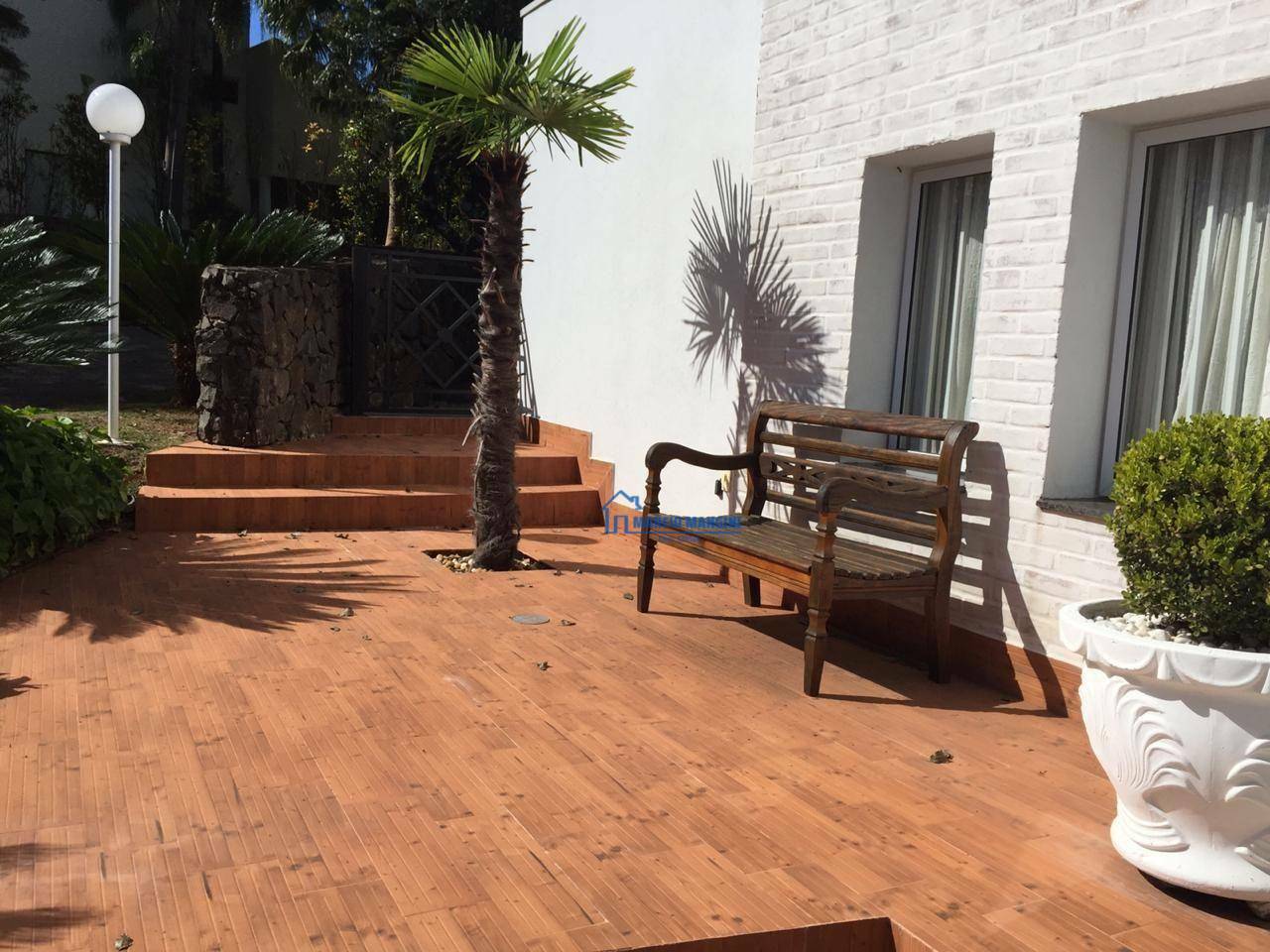 Casa de Condomínio à venda com 5 quartos, 490m² - Foto 32