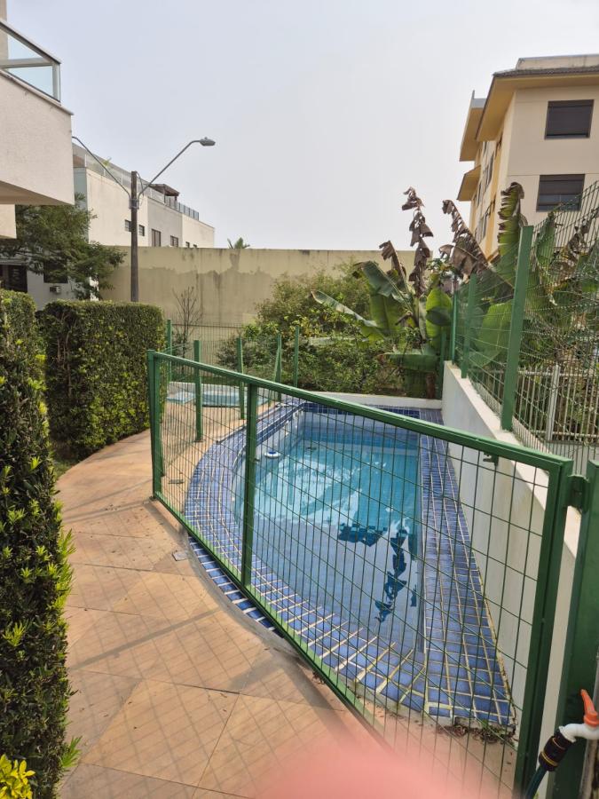 Casa à venda com 3 quartos, 223m² - Foto 9