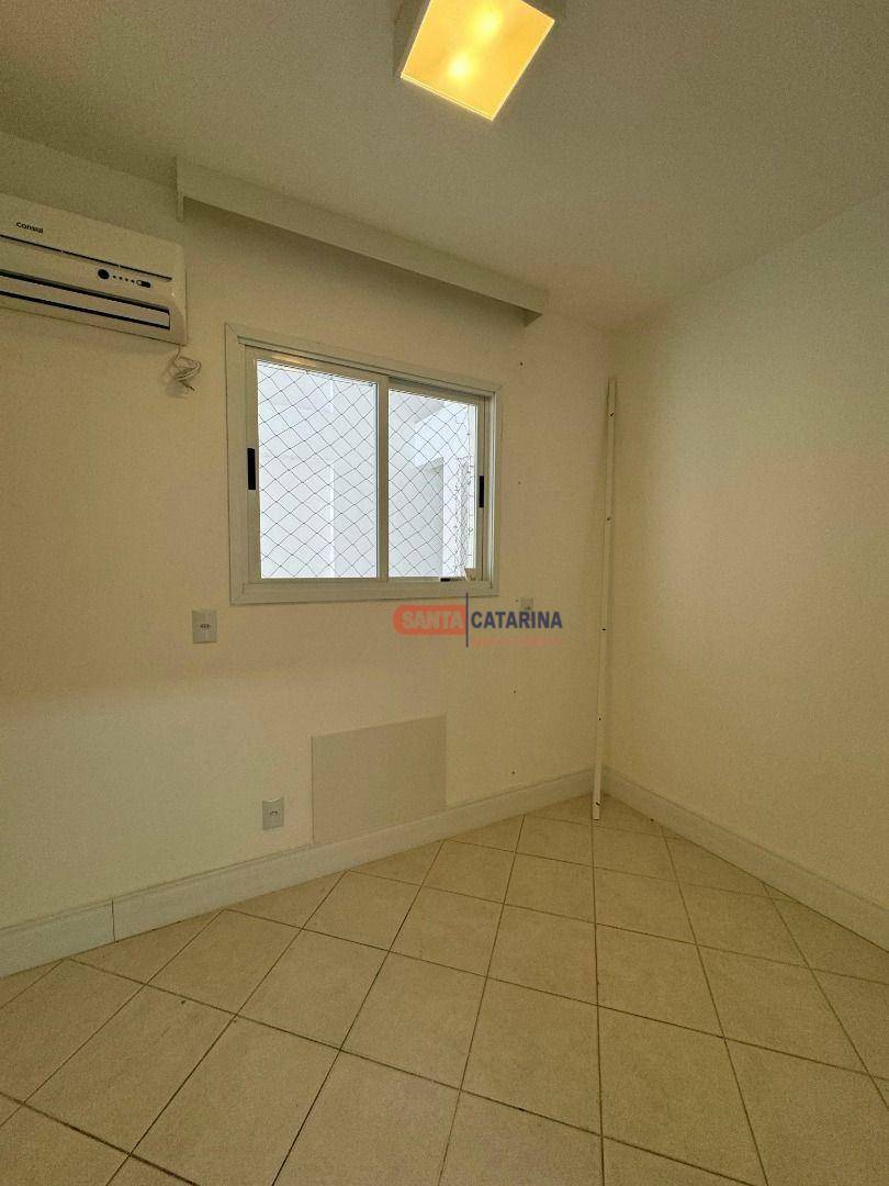 Apartamento à venda com 3 quartos, 167m² - Foto 12