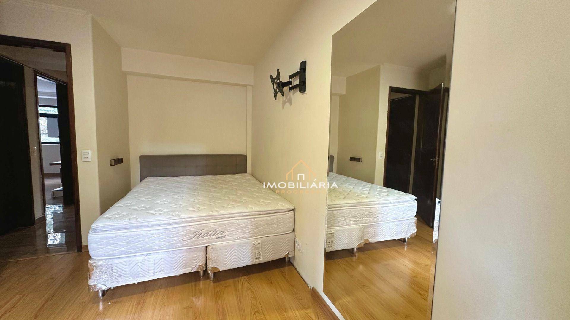 Apartamento para alugar com 2 quartos, 90m² - Foto 18