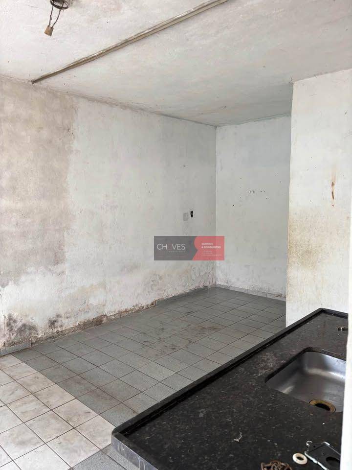 Casa, 1 quarto, 70 m² - Foto 2