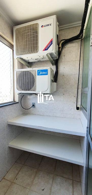 Apartamento à venda com 2 quartos, 66m² - Foto 11