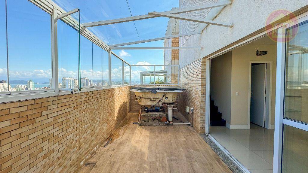 Cobertura, 3 quartos, 189 m² - Foto 1