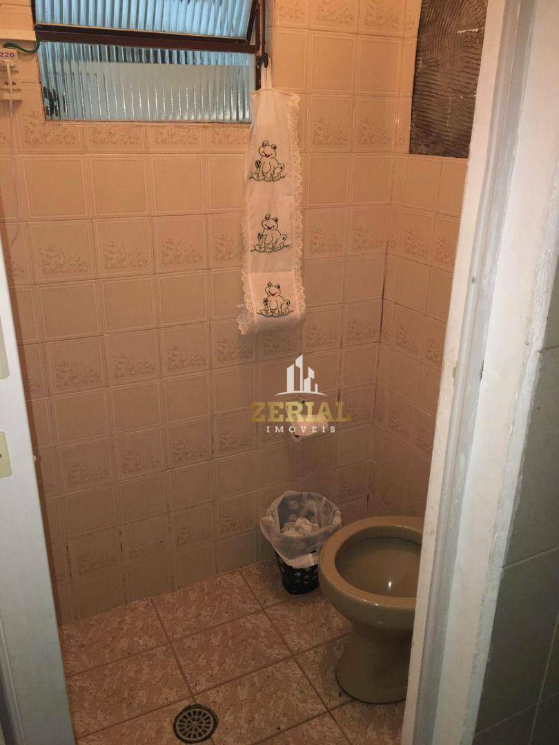 Sobrado à venda com 3 quartos, 210m² - Foto 9