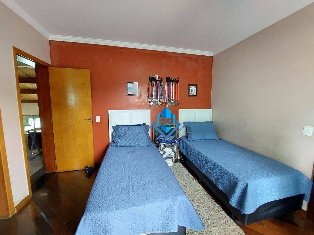 Sobrado à venda com 3 quartos, 296m² - Foto 22