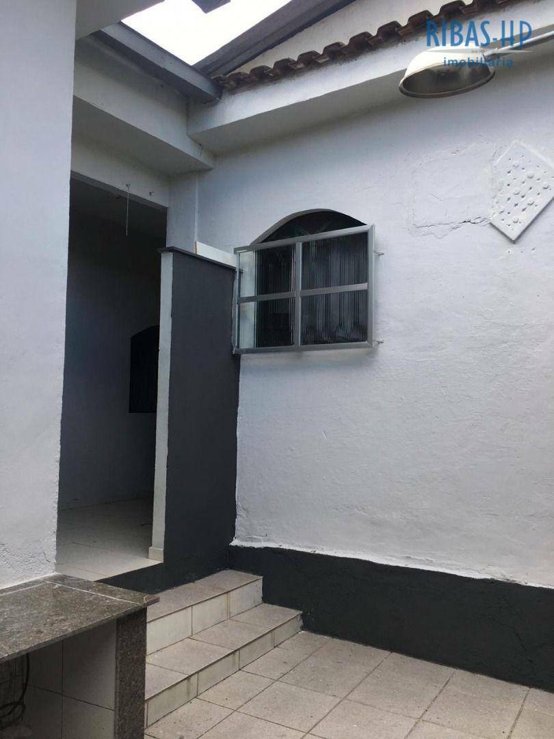 Casa para alugar com 1 quarto, 60M2 - Foto 4