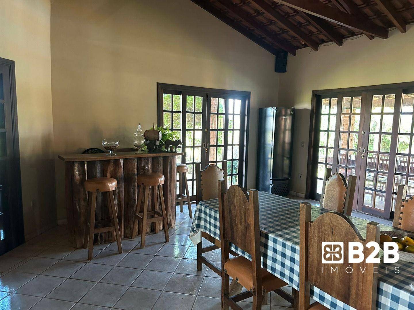 Sítio à venda com 6 quartos, 600m² - Foto 3