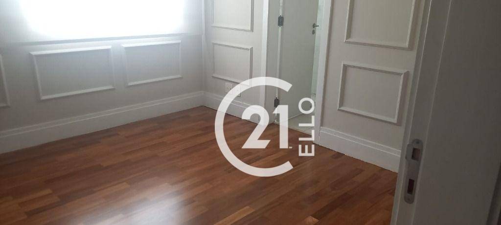 Apartamento à venda com 3 quartos, 223m² - Foto 19