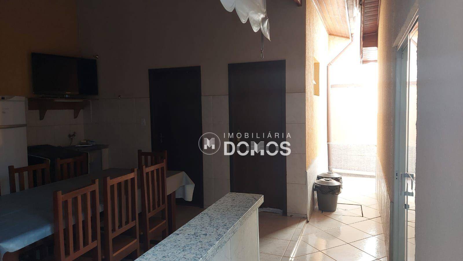 Casa à venda com 2 quartos, 130m² - Foto 30