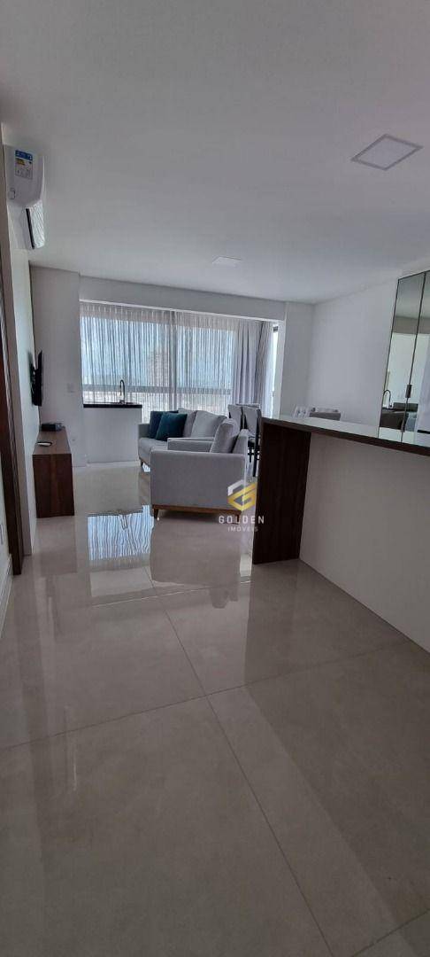 Apartamento à venda com 3 quartos, 111m² - Foto 7