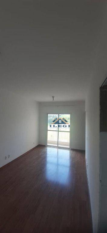 Apartamento à venda com 2 quartos, 60m² - Foto 3