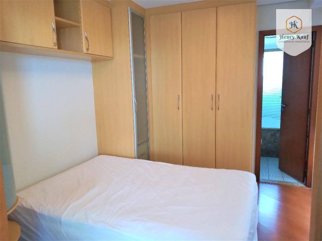 Apartamento para alugar com 1 quarto, 47m² - Foto 12