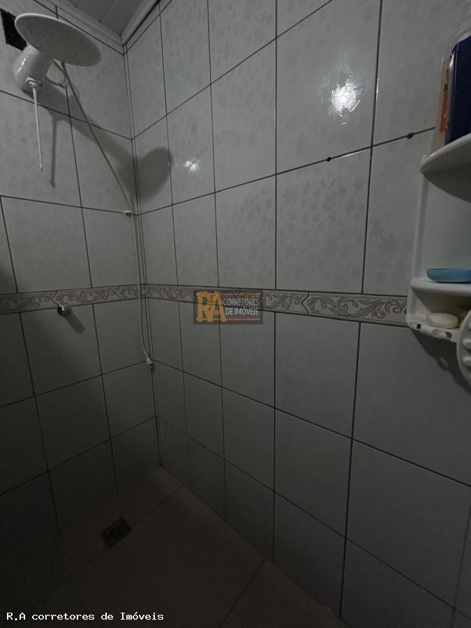 Casa à venda com 3 quartos, 323m² - Foto 16