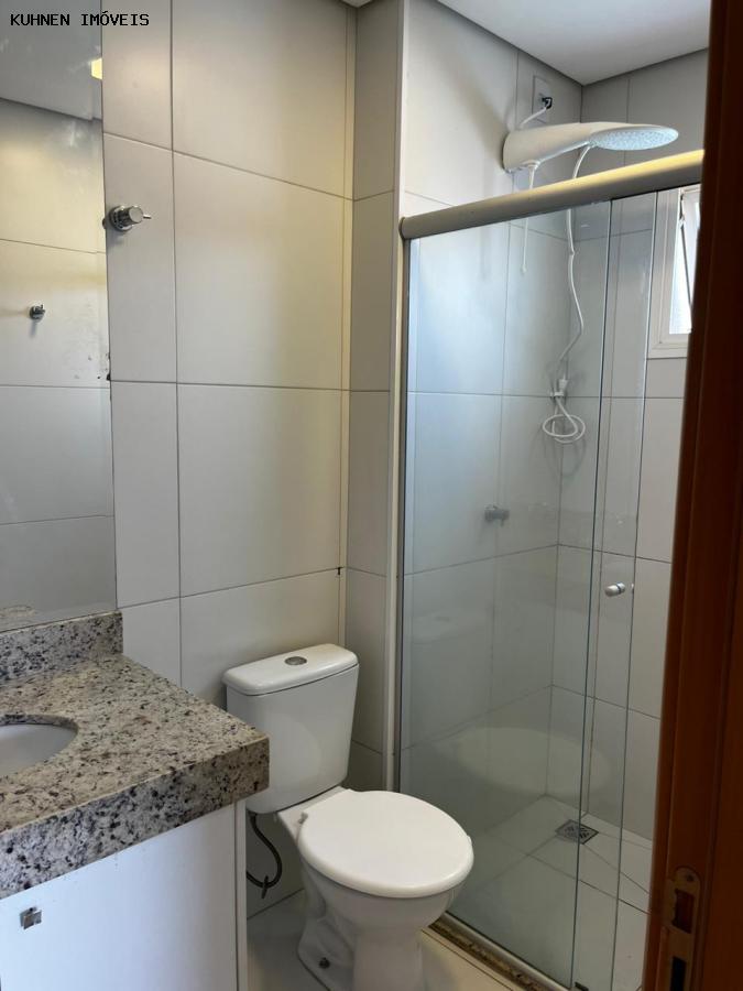 Apartamento para alugar com 3 quartos, 155m² - Foto 8