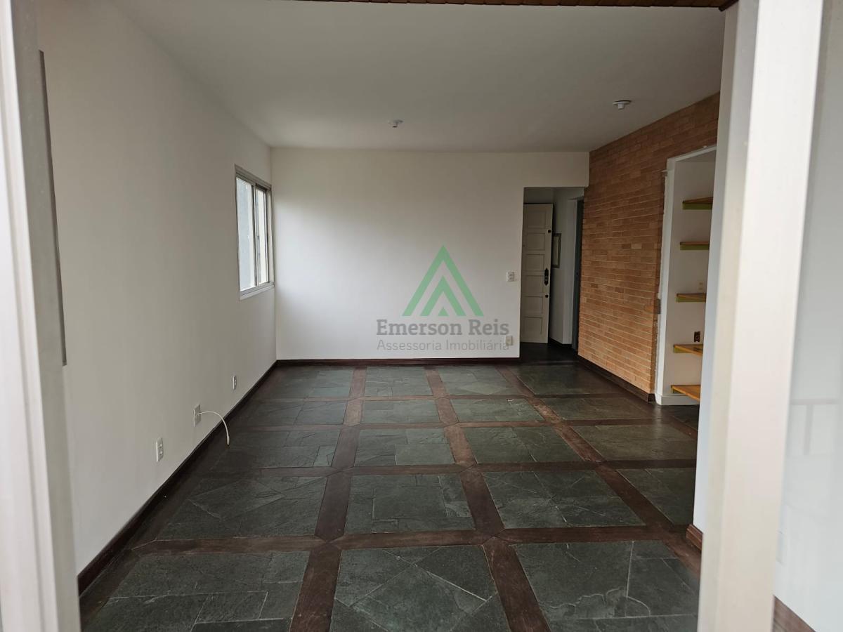 Apartamento à venda com 3 quartos, 81m² - Foto 22