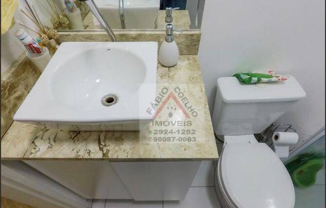 Apartamento à venda com 2 quartos, 69m² - Foto 2