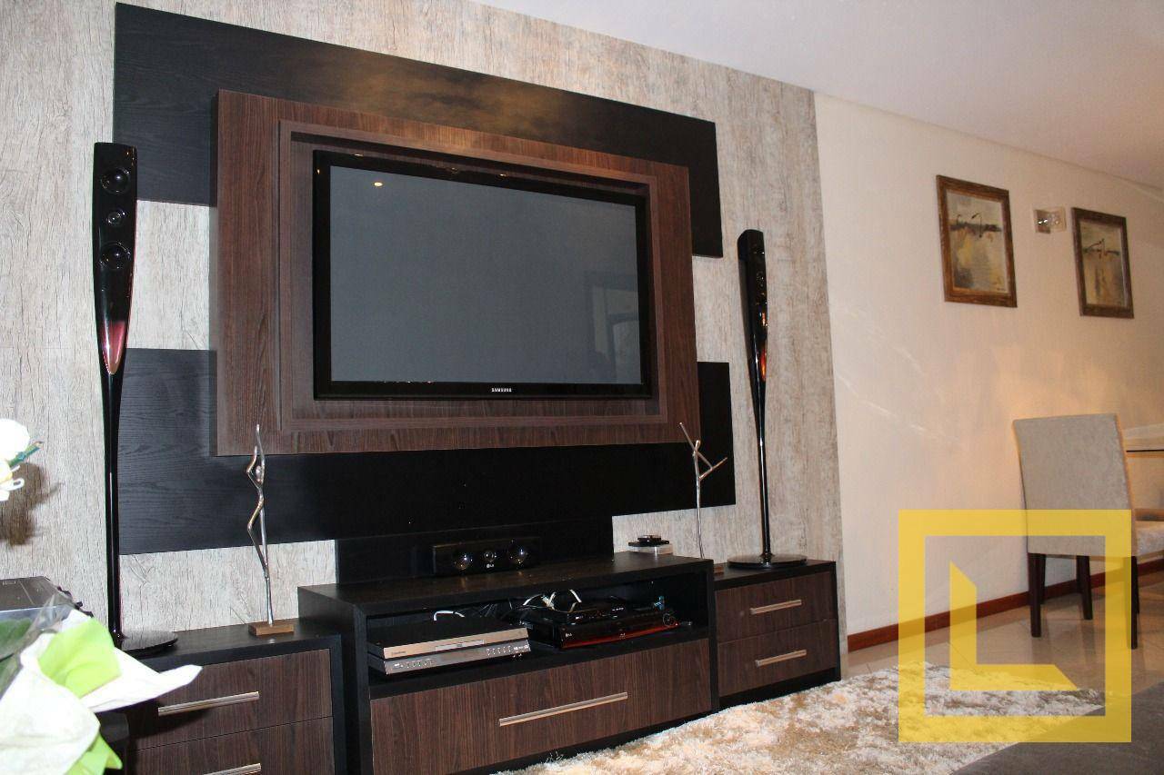 Apartamento à venda com 3 quartos, 250m² - Foto 4