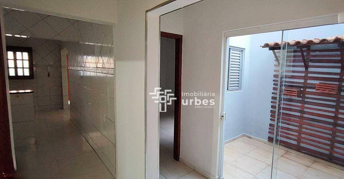 Casa à venda com 3 quartos, 162m² - Foto 13