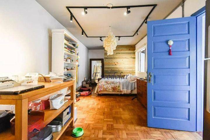 Casa à venda com 4 quartos, 220m² - Foto 15