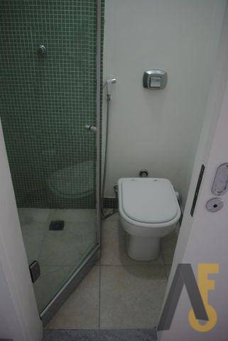 Apartamento à venda com 2 quartos, 63m² - Foto 6