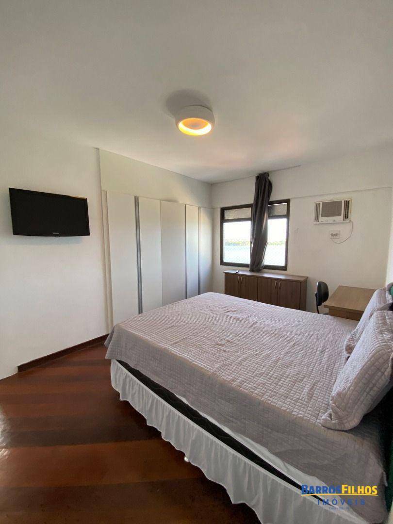 Apartamento para alugar com 3 quartos, 212m² - Foto 18